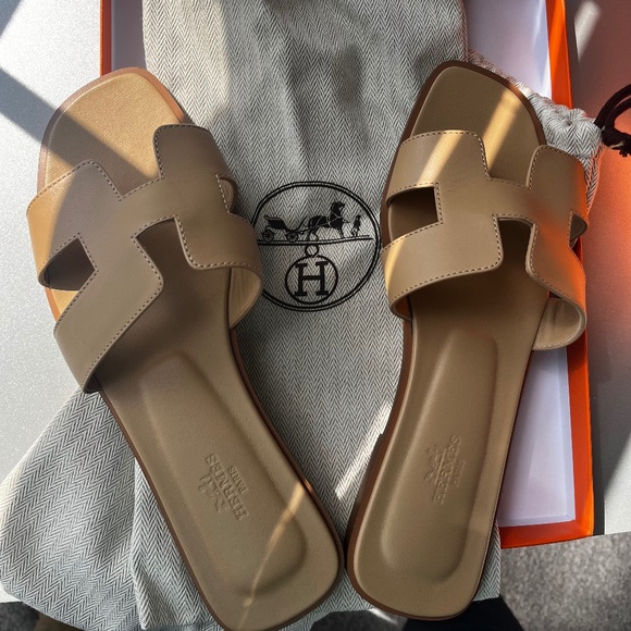 Hermes Oran Sandal - Picture 1 of 6
